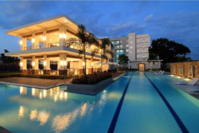 futura homes 2 bdr free pool access,netflix wifi fully furnished